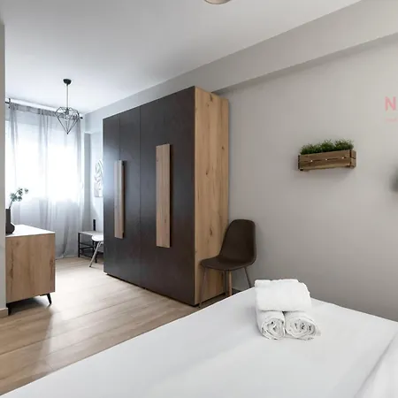 Sueno, Nilie Hospitality Mgmt アパート *